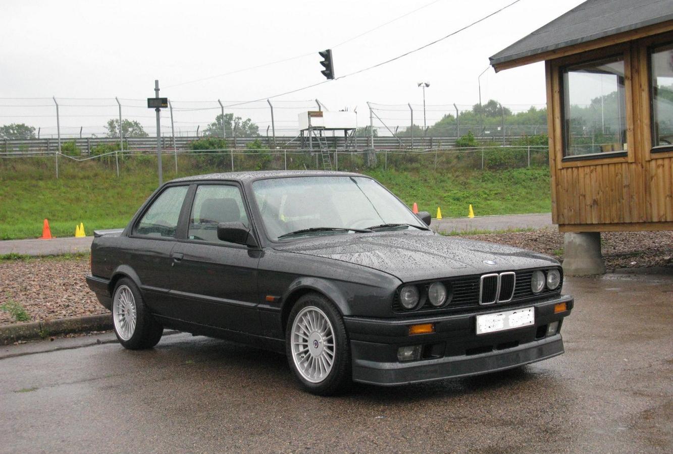 Alpina B6 (E30)