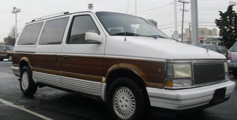 Chrysler Town & Country I