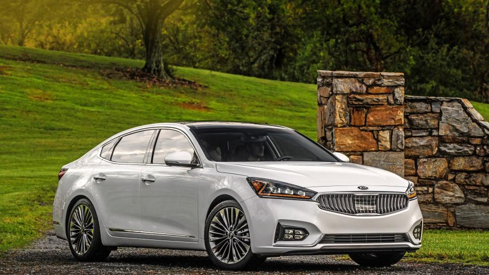 Kia Cadenza II