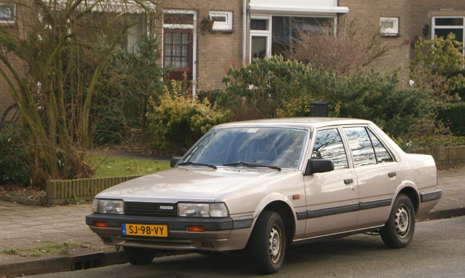 Mazda 626 II (GC)