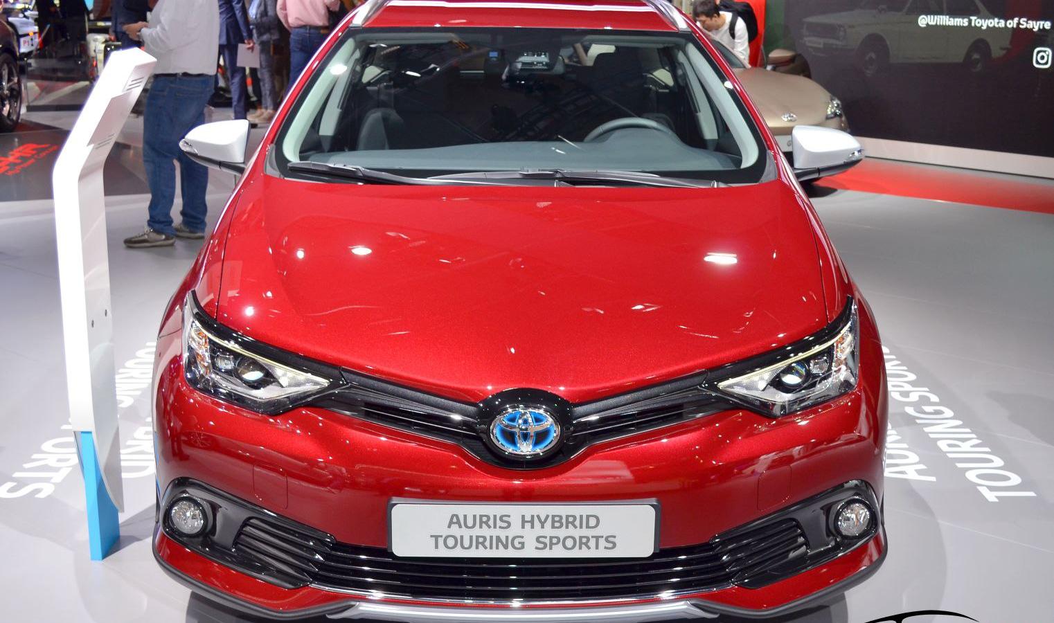 Toyota Auris II Touring Sports (facelift 2015)