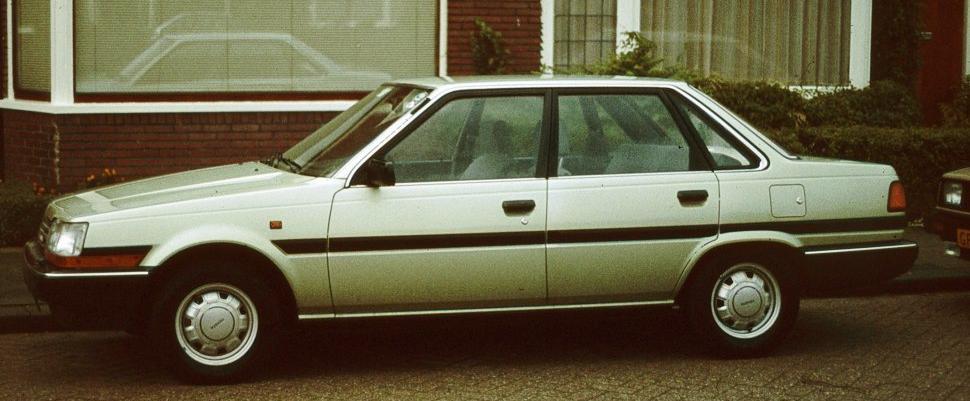 Toyota Carina (T15)
