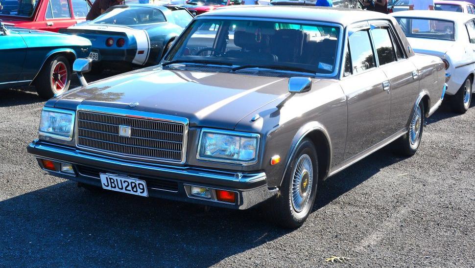 Toyota Century I (VG45)