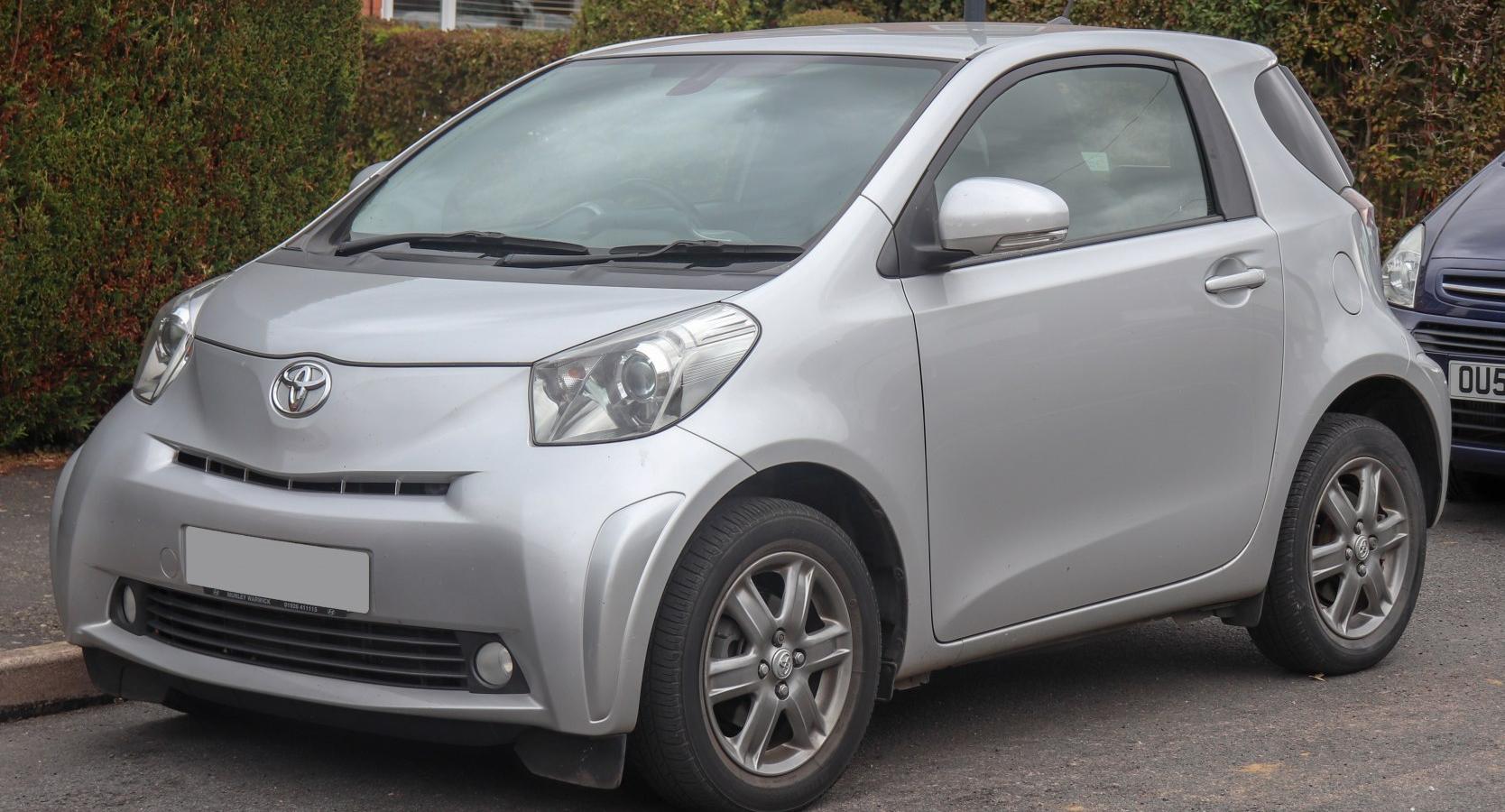 Toyota iQ