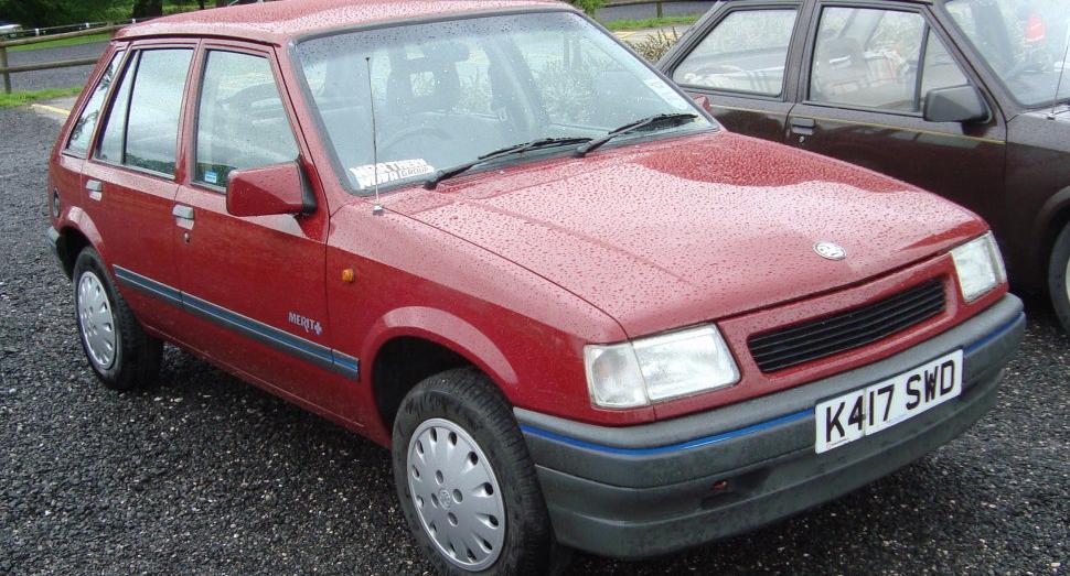 Vauxhall Nova CC