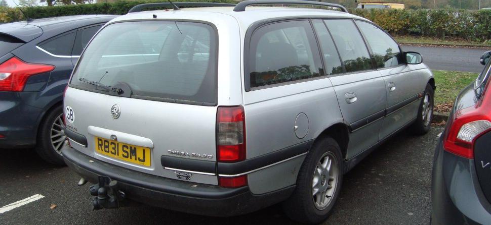 Vauxhall Omega Estate B