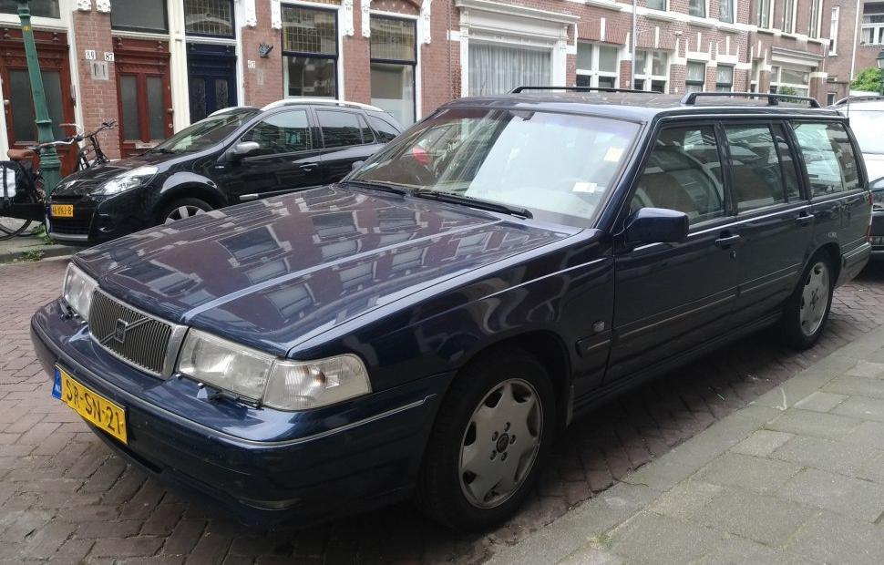 Volvo V90